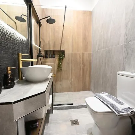 Modh Centre - Entire