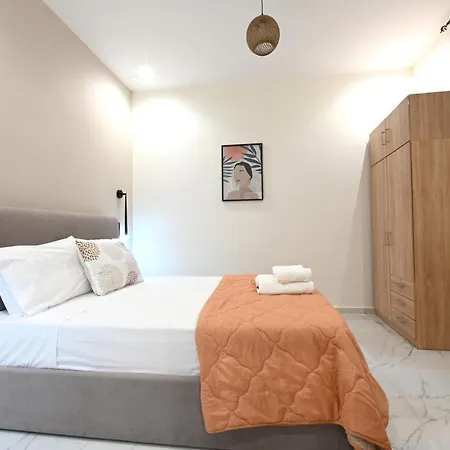 Modh Centre - Modern Design Oasis Appartamento Patras