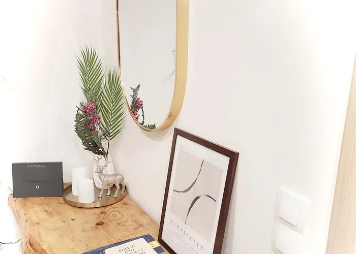 Modh Centre - Modern Design Oasis 帕特雷